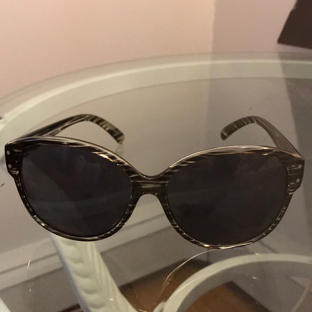 Perfect Condition Trendy Sunglasses